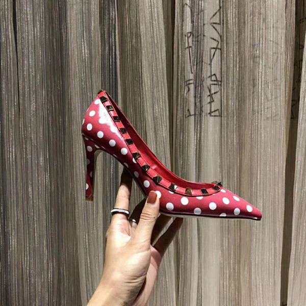 high-heeled boat shoes 2019 new pattern pointed riveted women's shoes designer's leather brand banquet party wedding shoes large s, Black
high-heeled boat shoes 2019 new pattern pointed riveted women's shoes designer's leather brand banquet party wedding shoes large s, Black