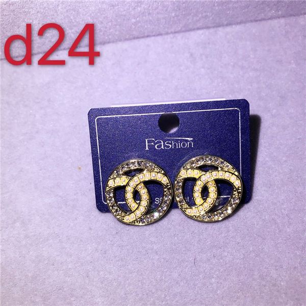 266 высокое качество известные торговые марки ювелирных изделий из нержавеющей стали роскошные золото серебро розового золота, Golden;silver
266 высокое качество известные торговые марки ювелирных изделий из нержавеющей стали роскошные золото серебро розового золота, Golden;silver