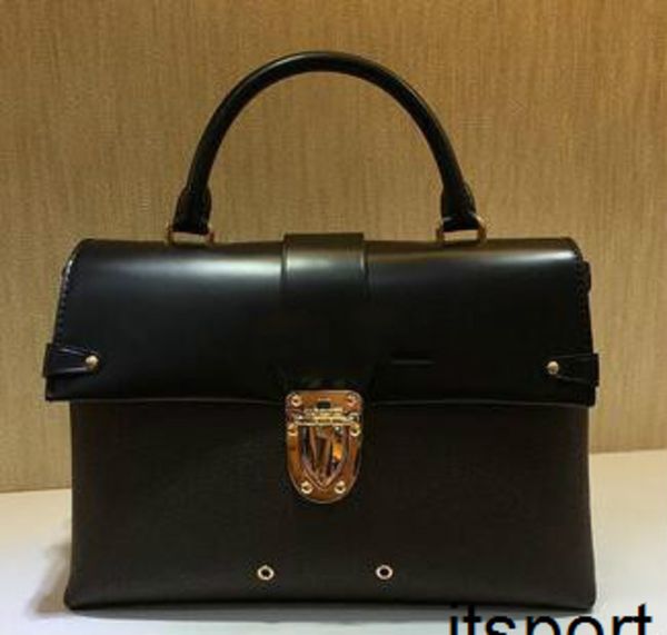 designer luxury women bucket shoulder bag classic lady solid drawstring hand shoulder bag travel holiday bucket bagssolid color crossbody
designer luxury women bucket shoulder bag classic lady solid drawstring hand shoulder bag travel holiday bucket bagssolid color crossbody