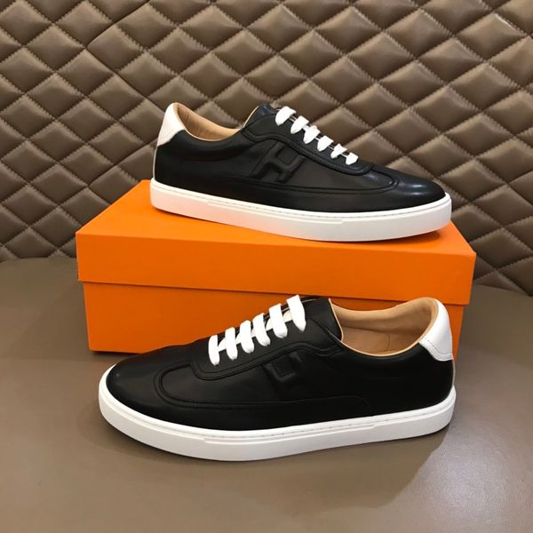 2020 selling fashion men designer casual shoes open black bandage classic real leather flat shoes designer size 38-44
2020 selling fashion men designer casual shoes open black bandage classic real leather flat shoes designer size 38-44