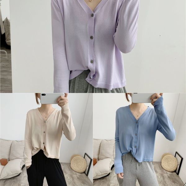 thin ice silk knitted cardigan women's 2020 summer new loose slimming sun-proof air-conditioned short coat short coat shirt, White;black
thin ice silk knitted cardigan women's 2020 summer new loose slimming sun-proof air-conditioned short coat short coat shirt, White;black