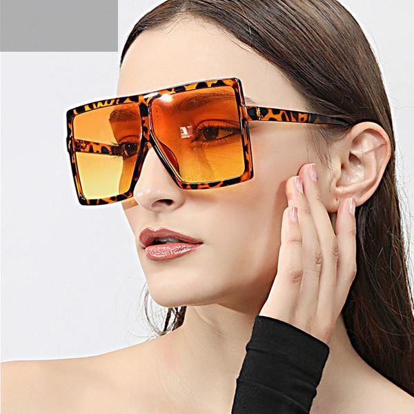 2020 cross border european and american ins large frame trend men's sunglasses box metal hinge sunglasses for women, White;black
2020 cross border european and american ins large frame trend men's sunglasses box metal hinge sunglasses for women, White;black