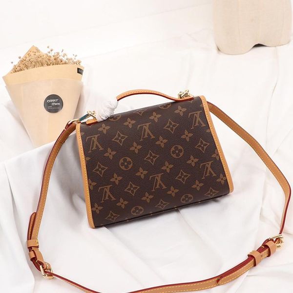 womens bag designer luxury leather shoulder small flap crossbody handbags handle totes vintage messenger bags drop ship
womens bag designer luxury leather shoulder small flap crossbody handbags handle totes vintage messenger bags drop ship