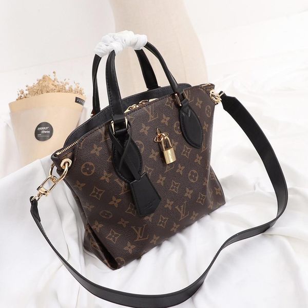 новый урожай женщины кожа crossbody сумка верхняя ручка totes сумка сумки женские роскошная сумка сумки женская сумка crossbody sac d
новый урожай женщины кожа crossbody сумка верхняя ручка totes сумка сумки женские роскошная сумка сумки женская сумка crossbody sac d
