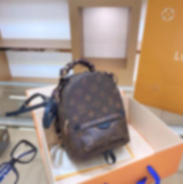 высочайшее качество luxury дизайнерские рюкзак женщины марка сумки девушка waistbag сумки плеча повседневный креста тела конструктора кошеле
высочайшее качество luxury дизайнерские рюкзак женщины марка сумки девушка waistbag сумки плеча повседневный креста тела конструктора кошеле