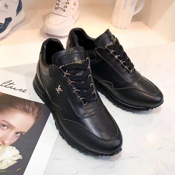 2021-2020y luxury design leather party low -casual shoes ,outdoor men 's and women 's sports shoes fashion trend wild couple, Black
2021-2020y luxury design leather party low -casual shoes ,outdoor men 's and women 's sports shoes fashion trend wild couple, Black