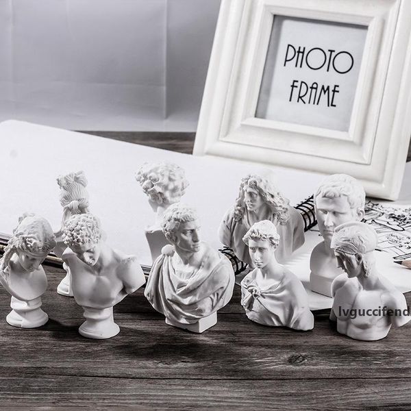 10pcs/set ares agrippa sculpture giuliano de medici marcus junius brutus statues resin plaster art&craft home decorations l2713 t200330
10pcs/set ares agrippa sculpture giuliano de medici marcus junius brutus statues resin plaster art&craft home decorations l2713 t200330