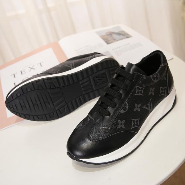 new12 luxury ladies casual shoes fashion personality wild sports shoes outdoor comfortable women's shoes original box fast delivery, Black
new12 luxury ladies casual shoes fashion personality wild sports shoes outdoor comfortable women's shoes original box fast delivery, Black