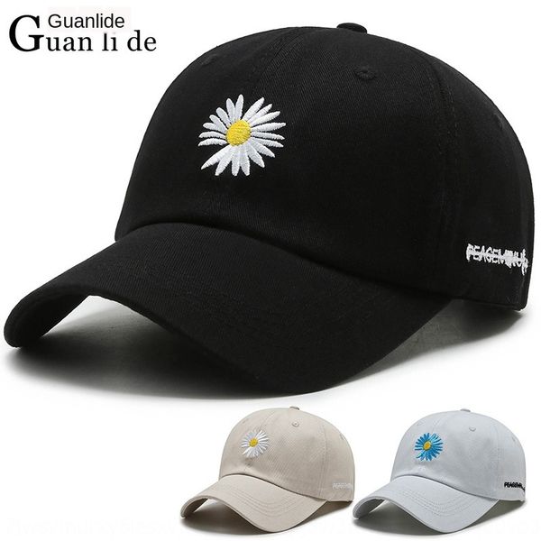 new fashion men's and women's baseball all-match cotton sunscreen korean autumn daisies duck baseball cap cap tongue hat, Blue;gray 
new fashion men's and women's baseball all-match cotton sunscreen korean autumn daisies duck baseball cap cap tongue hat, Blue;gray