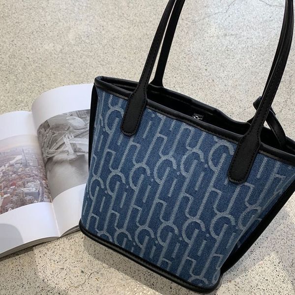 qwt71 chic new 2020 korean niche food basket blue denim portable bucket fashion new 2020 korean niche food baske portable women's bag t
qwt71 chic new 2020 korean niche food basket blue denim portable bucket fashion new 2020 korean niche food baske portable women's bag t