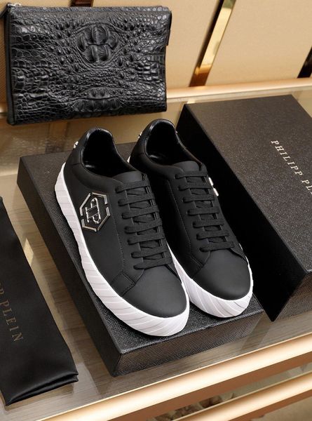 2020rt limited edition new fashion trend wild menmen casual comfortable shoes hiking shoes sports shoes original box packaging, Black
2020rt limited edition new fashion trend wild menmen casual comfortable shoes hiking shoes sports shoes original box packaging, Black