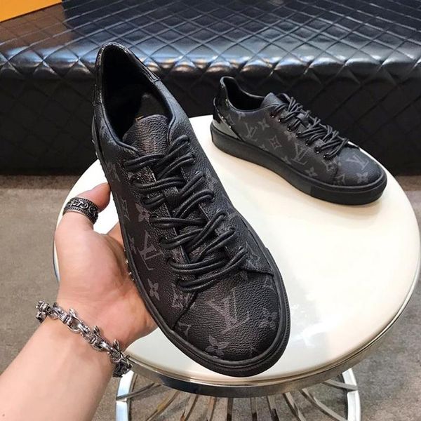 breathable mens shoes fast delivery design low -lace -up vintage leather flats platforms shoes outdoor walking zapatos de moda para homb
breathable mens shoes fast delivery design low -lace -up vintage leather flats platforms shoes outdoor walking zapatos de moda para homb