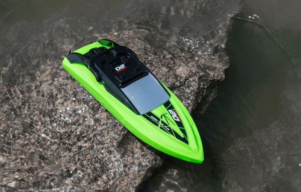 kid toy 2.4g water sports remote control racing boat for child electric toy kid gift 02
kid toy 2.4g water sports remote control racing boat for child electric toy kid gift 02