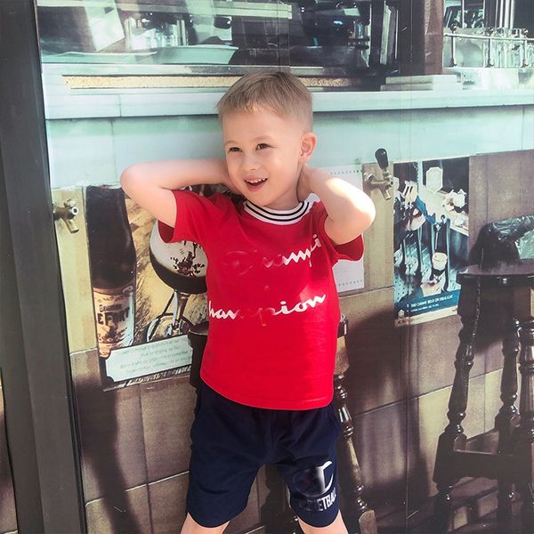 children's wear 2020 new children's korean short sleeve round collar shorts leisure sports suit t-shirt t-shirt
children's wear 2020 new children's korean short sleeve round collar shorts leisure sports suit t-shirt t-shirt