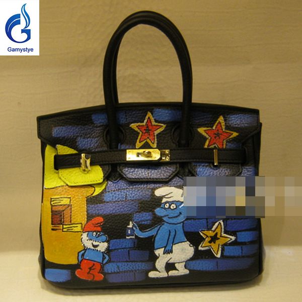 handmake paintign blue elves cartoon elf 2020 new fashion women graffiti letters art bags women hand drawing genuine leather bags red totes
handmake paintign blue elves cartoon elf 2020 new fashion women graffiti letters art bags women hand drawing genuine leather bags red totes