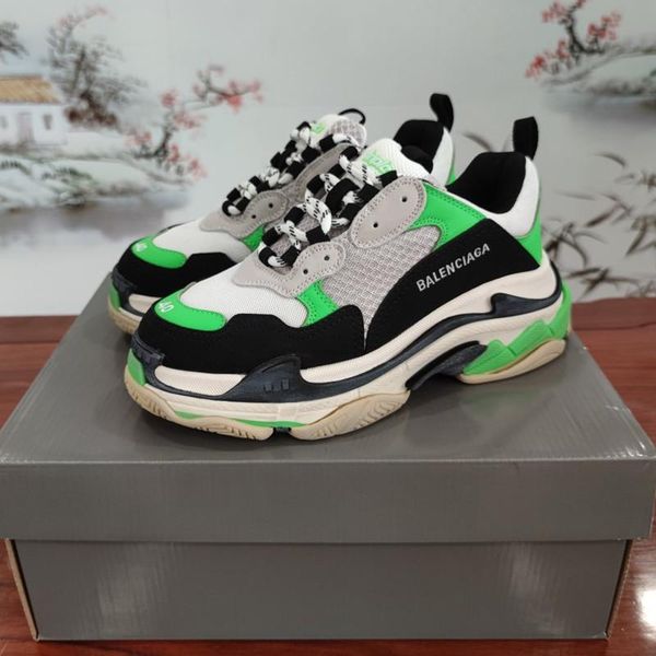 2020rn designer to create casual and comfortable all-match sports shoes, travel shoes outsole non-slip design with original box delivery, Black
2020rn designer to create casual and comfortable all-match sports shoes, travel shoes outsole non-slip design with original box delivery, Black