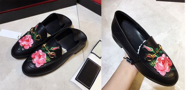 fashion muller fur slippers women genuine leather mules flat mules shoes metal chain casual mules flats new styles with box c13, Black
fashion muller fur slippers women genuine leather mules flat mules shoes metal chain casual mules flats new styles with box c13, Black