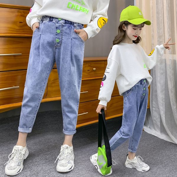 girls' autumn 2020 new autumn children's foreign style and trousers and jeans loose hole jeans long pants, Blue
girls' autumn 2020 new autumn children's foreign style and trousers and jeans loose hole jeans long pants, Blue