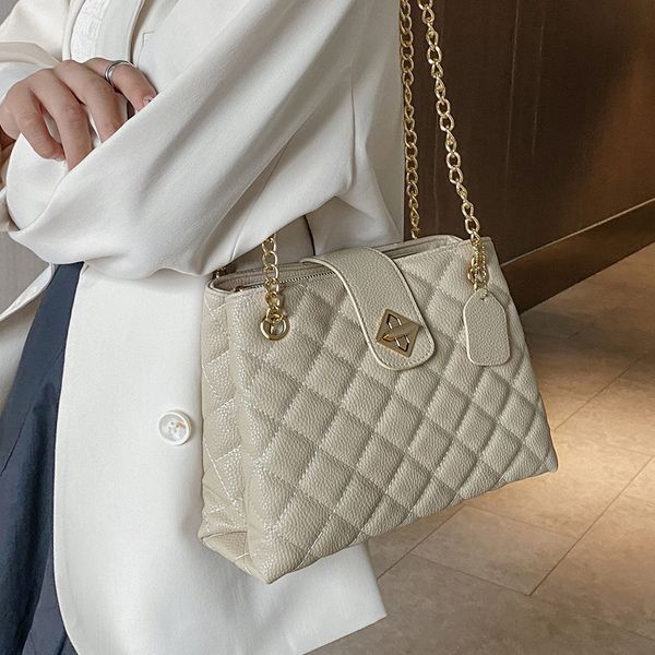 2020 fashion trend women small crossbody bags elegant simple shoulder handbags travel purse metal deer tassel cute mini tote
2020 fashion trend women small crossbody bags elegant simple shoulder handbags travel purse metal deer tassel cute mini tote