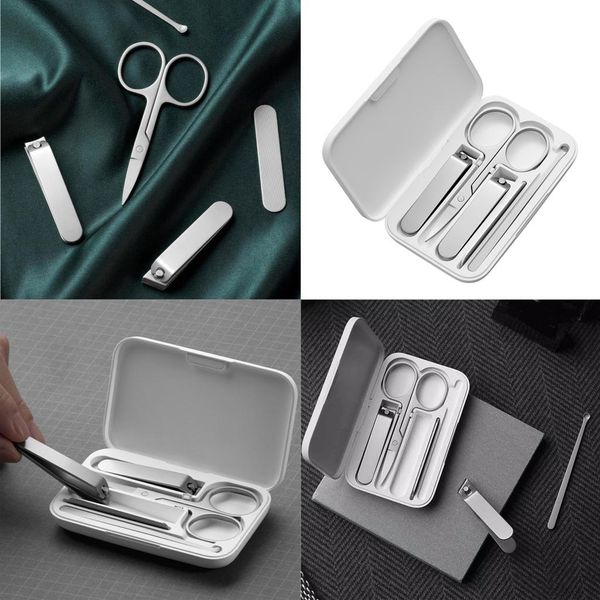 кусачки для ногтей набор из нержавеющей стали fingernail ногтя clipper с пилкой earpick case
кусачки для ногтей набор из нержавеющей стали fingernail ногтя clipper с пилкой earpick case