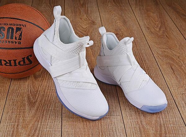 2020 zoom 12s sfg ep xii 12 basketball shoes for mens general court sports training sneakers quality designer soldier shoes size7-12
2020 zoom 12s sfg ep xii 12 basketball shoes for mens general court sports training sneakers quality designer soldier shoes size7-12