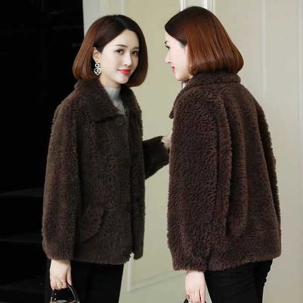 2020 new women autumn winter wool jackets real fur female sheep shearling turn-down collar single breasted lamb fur coat a207, Black
2020 new women autumn winter wool jackets real fur female sheep shearling turn-down collar single breasted lamb fur coat a207, Black