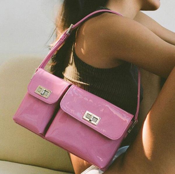 the most popular ladies double-pocket lock shoulder bag vintage patent leather crocodile pattern chain bag 3-in-1 mother and child bag varie
the most popular ladies double-pocket lock shoulder bag vintage patent leather crocodile pattern chain bag 3-in-1 mother and child bag varie