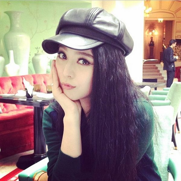 fashion stereo pu leather autumn pumpkin art octagonal painter hat female fashion painter's hat beret beret british season, Blue;gray
fashion stereo pu leather autumn pumpkin art octagonal painter hat female fashion painter's hat beret beret british season, Blue;gray