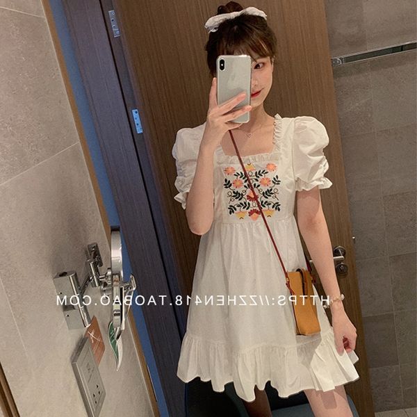 zhenzhen national home 2020 new ethnic style embroidered dress artistic wooden ear embroidered square collar short dress, Black;gray
zhenzhen national home 2020 new ethnic style embroidered dress artistic wooden ear embroidered square collar short dress, Black;gray