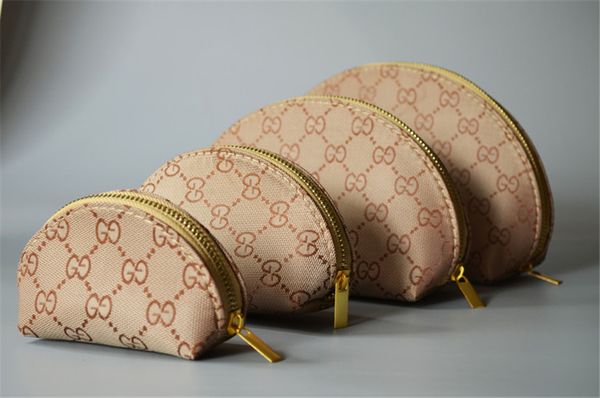 4 pcs set gg women l̴v cosmetic bags makeup travel pouch make up bag ladies gu̴cci purses organizador louìs vuìtton toiletry bag, White
4 pcs set gg women l̴v cosmetic bags makeup travel pouch make up bag ladies gu̴cci purses organizador louìs vuìtton toiletry bag, White