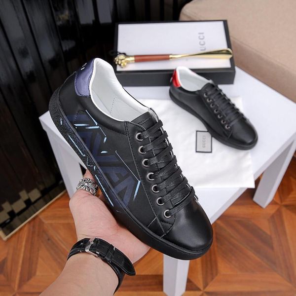 2020y limited edition little bee embroidery classic men's low-sneakers, fashionable wild casual outdoor tide shoes, size: 38-45, Black
2020y limited edition little bee embroidery classic men's low-sneakers, fashionable wild casual outdoor tide shoes, size: 38-45, Black