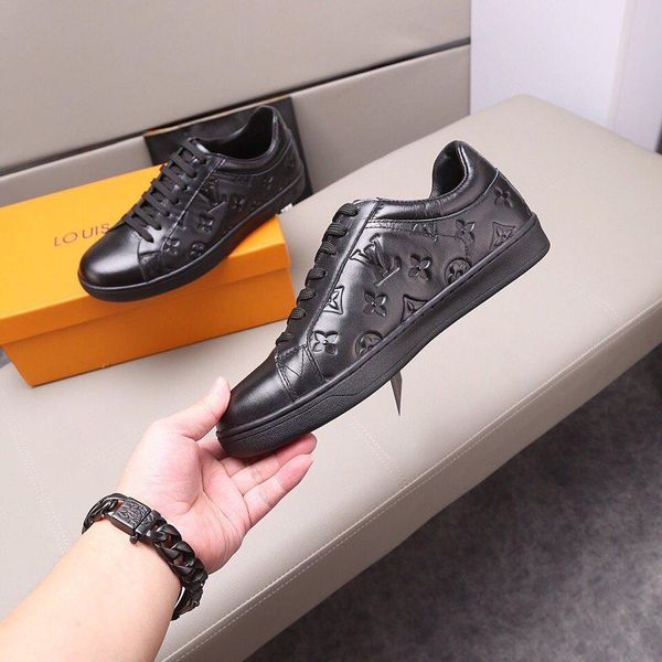 2020q high-end limited edition leather letter low-lace up casual sneakers, stylish wild outdoor flat shoes, size: 38-45, Black
2020q high-end limited edition leather letter low-lace up casual sneakers, stylish wild outdoor flat shoes, size: 38-45, Black