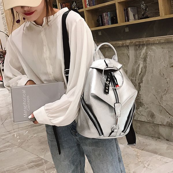 backpack women 2020 new fashion wild korean trend ladies backpack large capacity soft leather travel small school bag
backpack women 2020 new fashion wild korean trend ladies backpack large capacity soft leather travel small school bag