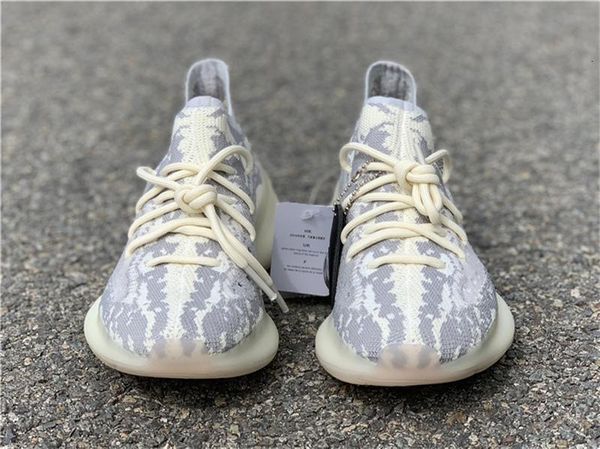 new release originals 380 alien alein white black fb6878 fb7876 running shoes men women wave runner kanye west authentic sneakers us 5 -13
new release originals 380 alien alein white black fb6878 fb7876 running shoes men women wave runner kanye west authentic sneakers us 5 -13