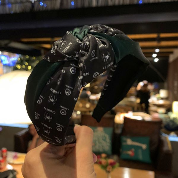 korean hair ornament wide edge middle knot hair band women's wide edge red and green bar hairpin headdress female wholesale, Silver
korean hair ornament wide edge middle knot hair band women's wide edge red and green bar hairpin headdress female wholesale, Silver