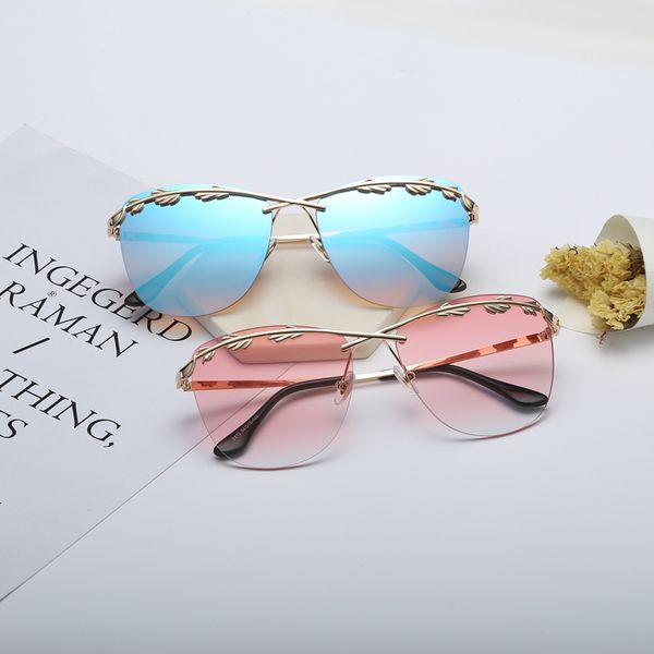 olive leaf street fashion trend 2020 sunglasses women street style sun glasses women oversized sunglasses pink weird original, White;black
olive leaf street fashion trend 2020 sunglasses women street style sun glasses women oversized sunglasses pink weird original, White;black