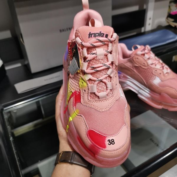 2020un designer designs new leisure and entertainment hiking shoes, outdoor jungle adventure shoes, original packaging and box delivery, Black
2020un designer designs new leisure and entertainment hiking shoes, outdoor jungle adventure shoes, original packaging and box delivery, Black