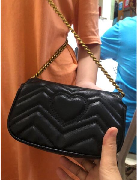 famous brand women designer shoulder bag leather chain bag cross body pure color womens handbag crossbody bag purse middle size
famous brand women designer shoulder bag leather chain bag cross body pure color womens handbag crossbody bag purse middle size