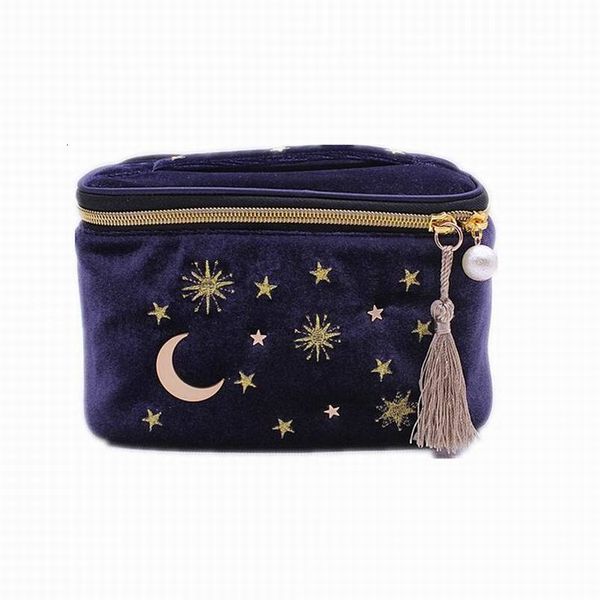 2019 new cute star embroidered velvet cosmetic bag travel fashion women cosmetics makeup bag large capacity women wash bag
2019 new cute star embroidered velvet cosmetic bag travel fashion women cosmetics makeup bag large capacity women wash bag