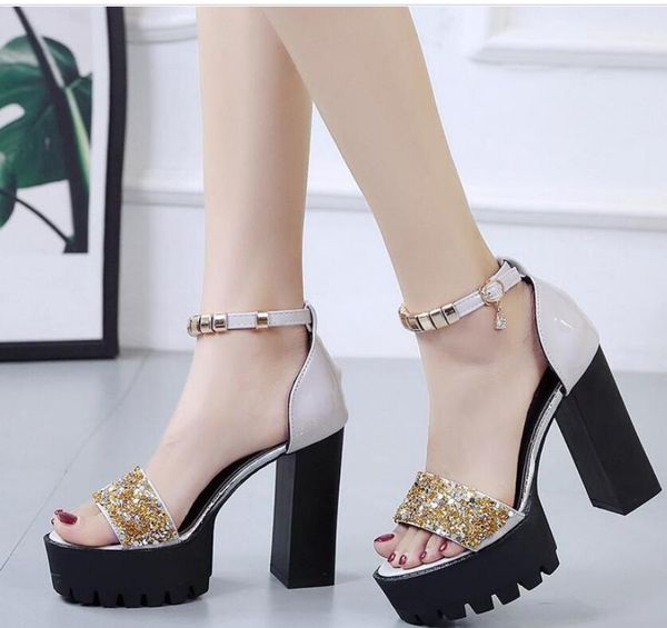 the new summer 2020 fashion versatile roman style sequined rhinestone rhinestone ladies' chunky high-heeled sandals essential for weddi, Black
the new summer 2020 fashion versatile roman style sequined rhinestone rhinestone ladies' chunky high-heeled sandals essential for weddi, Black