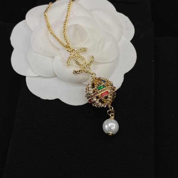 necklace length 40 cm, another extension chain 15 cm, pendant length 5cm material brass imported czech drill strip steel - lobster buckle la, Silver 
necklace length 40 cm, another extension chain 15 cm, pendant length 5cm material brass imported czech drill strip steel - lobster buckle la, Silver