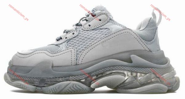 2020 new arrival mens triple luxe running shoes fashion trainers clear sole white shoes women triple-s zapatos sneakers walking shoes, Black;red
2020 new arrival mens triple luxe running shoes fashion trainers clear sole white shoes women triple-s zapatos sneakers walking shoes, Black;red