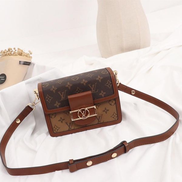 sac bandouli ère women leather shoulder small flap crossbody bags chain designer luxury womens bag vintage classic shoulder bag messenger ba
sac bandouli ère women leather shoulder small flap crossbody bags chain designer luxury womens bag vintage classic shoulder bag messenger ba