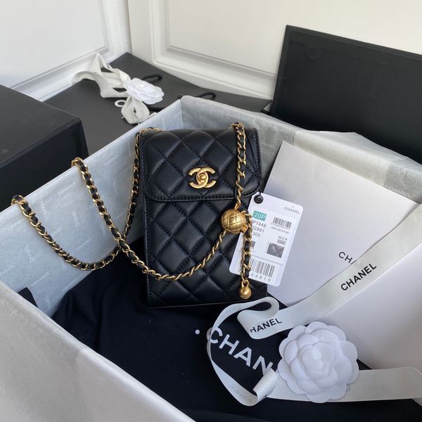 new women's mobile phone bag cross-body bag is really going around the world it's hard to find gold metal accessories with long st
new women's mobile phone bag cross-body bag is really going around the world it's hard to find gold metal accessories with long st