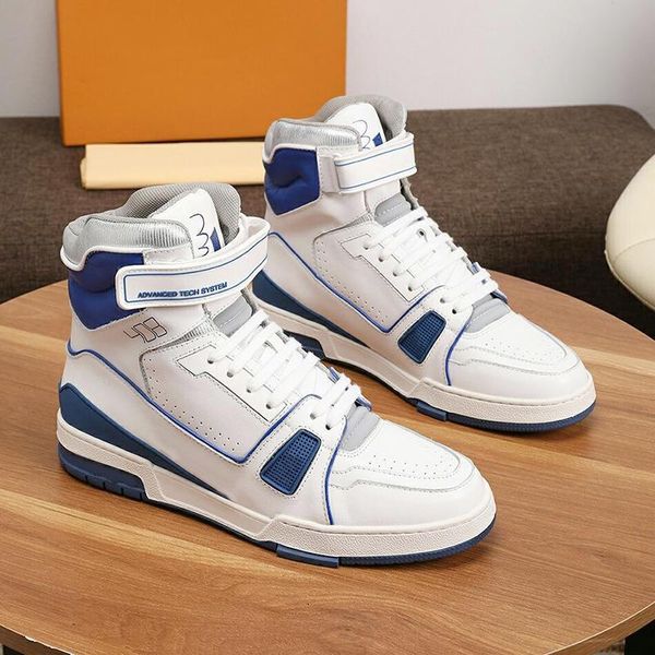 fashion classic trainer sneaker mid -men 's shoes manner schuhe vintage lace -up casual style men shoes outdoor walking soft footw, Black
fashion classic trainer sneaker mid -men 's shoes manner schuhe vintage lace -up casual style men shoes outdoor walking soft footw, Black