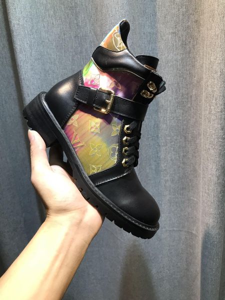 new12 luxury ladies martin boots fashion leather platform women's boots outdoor comfortable snow boots original box fast delivery, Black
new12 luxury ladies martin boots fashion leather platform women's boots outdoor comfortable snow boots original box fast delivery, Black