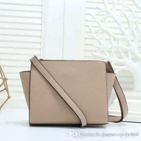 high qulity classic womens luxury designer bag handbags hand bag leather lady handbag woman shoulder bag totes bags
high qulity classic womens luxury designer bag handbags hand bag leather lady handbag woman shoulder bag totes bags