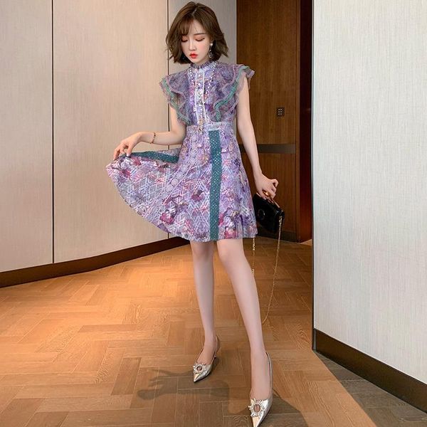 2020 chic summer women shinny flower print embroidery patchowrk lace mesh dress female elegant ruffles sleeve mini dresses, Black;gray
2020 chic summer women shinny flower print embroidery patchowrk lace mesh dress female elegant ruffles sleeve mini dresses, Black;gray