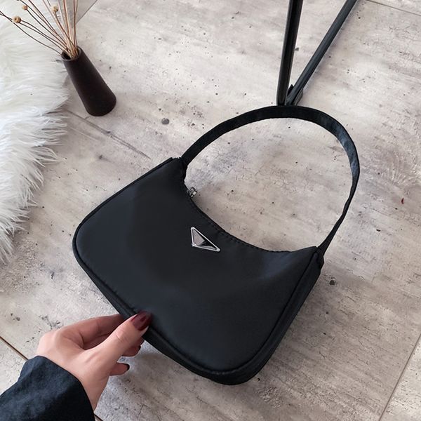 new fashion candy color moon handbags for women simple retro nylon baguette bag shoulder bags for women handbag
new fashion candy color moon handbags for women simple retro nylon baguette bag shoulder bags for women handbag