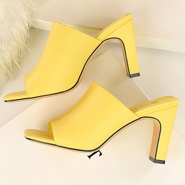 2020 women 8.5cm high heels mules yellow slides plus size 43 lady thick block heels slippers summer peep toe platform shoes, Black
2020 women 8.5cm high heels mules yellow slides plus size 43 lady thick block heels slippers summer peep toe platform shoes, Black